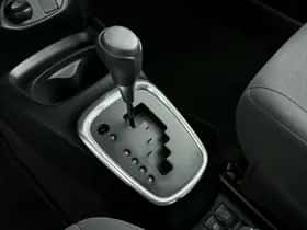 Toyota Yaris (2019) thumbnail 9