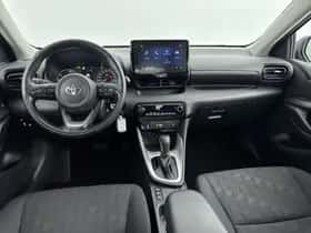 Toyota Yaris (2025) thumbnail 4