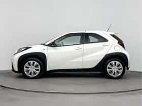 Toyota Aygo (2023) thumbnail 3