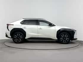 Toyota bZ4X (2026) thumbnail 10