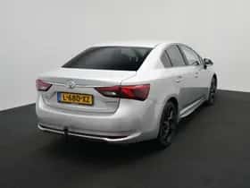 Toyota Avensis (2016) thumbnail 13