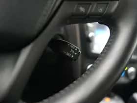 Toyota Avensis (2016) thumbnail 24
