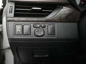 Toyota Avensis (2016) thumbnail 28