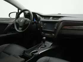 Toyota Avensis (2016) thumbnail 55