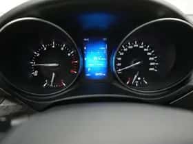 Toyota Avensis (2016) thumbnail 10