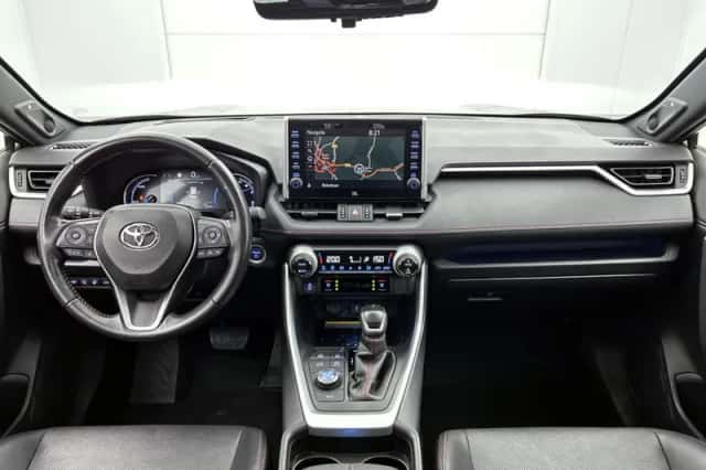 Toyota RAV4 (2022) thumbnail 5