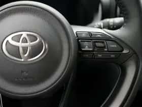 Toyota Yaris_Cross (2026) thumbnail 9
