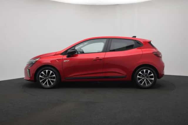 Mitsubishi Colt (2025) thumbnail 3