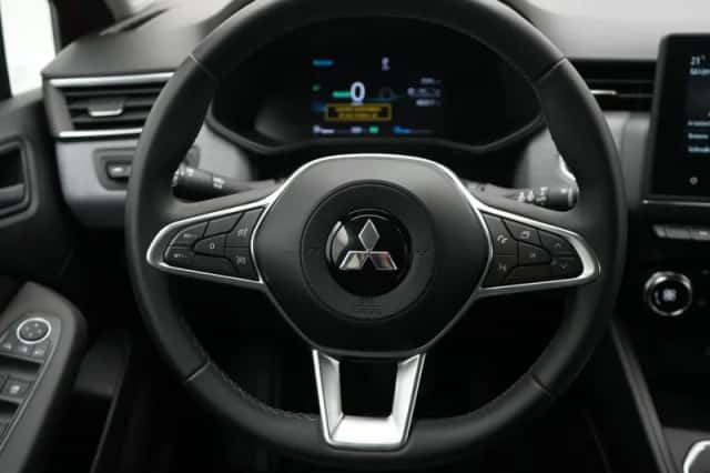 Mitsubishi Colt (2025) thumbnail 5