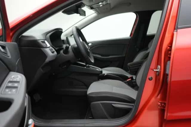 Mitsubishi Colt (2025) thumbnail 6