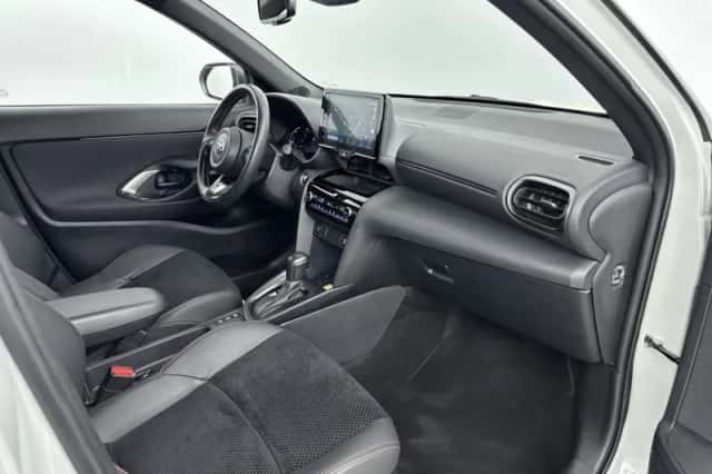 Toyota Yaris_Cross (2023) thumbnail 6