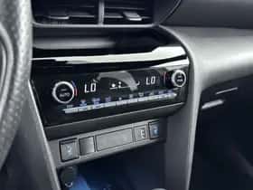 Toyota Yaris_Cross (2023) thumbnail 10