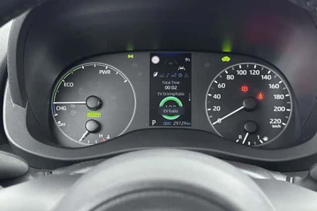 Toyota Yaris (2025) thumbnail 5
