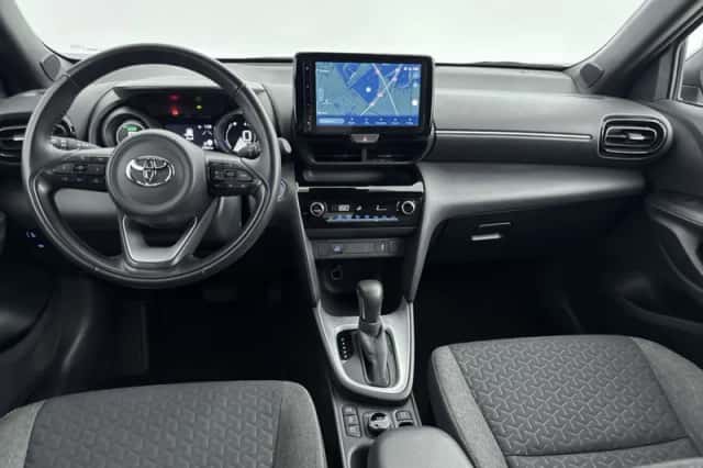 Toyota Yaris_Cross (2024) thumbnail 4