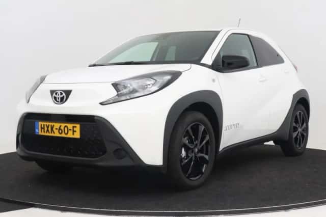 Toyota Aygo (2025) thumbnail 1