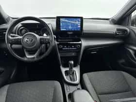 Toyota Yaris_Cross (2024) thumbnail 4