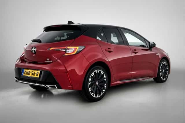 Toyota Corolla (2021) thumbnail 3