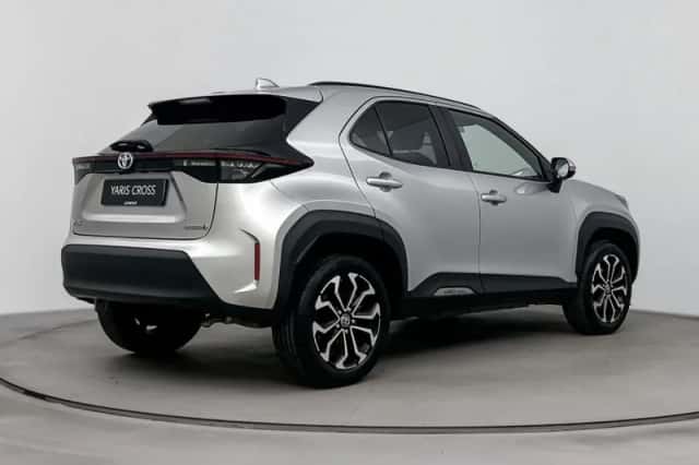 Toyota Yaris_Cross (2023) thumbnail 2