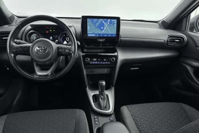 Toyota Yaris_Cross (2023) thumbnail 4