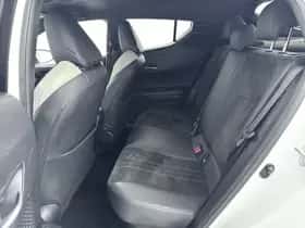 Toyota C-HR (2022) thumbnail 16