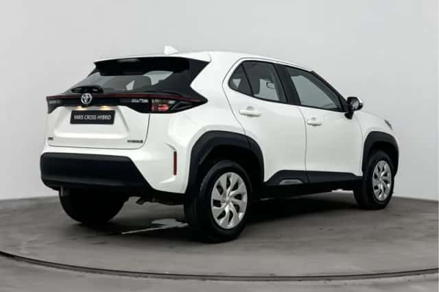 Toyota Yaris_Cross (2024) thumbnail 2