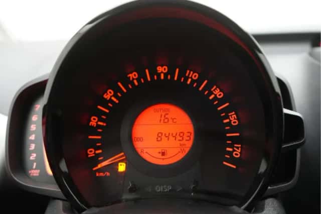 Toyota Aygo (2016) thumbnail 5