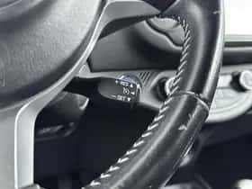 Toyota Yaris (2020) thumbnail 14