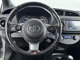 Toyota Yaris (2020) thumbnail 17