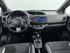Toyota Yaris (2020) thumbnail 4
