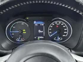 Toyota Yaris (2020) thumbnail 5
