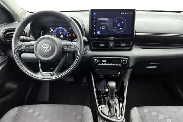 Toyota Yaris (2025) thumbnail 4
