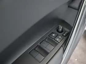 Toyota Corolla_Cross (2026) thumbnail 8