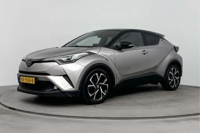 Toyota C-HR (2017) thumbnail 1
