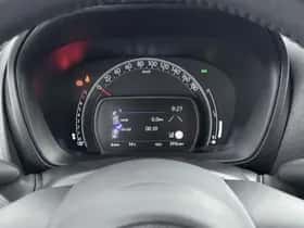 Toyota Aygo (2024) thumbnail 5