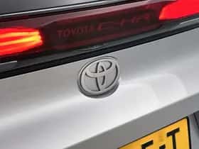 Toyota C-HR (2025) thumbnail 18