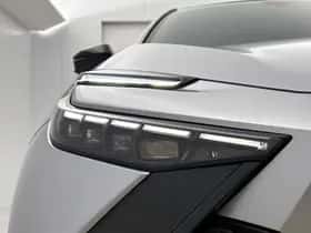 Toyota C-HR (2025) thumbnail 30