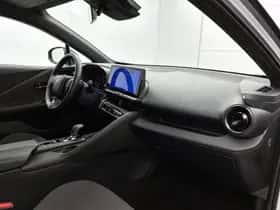 Toyota C-HR (2025) thumbnail 6