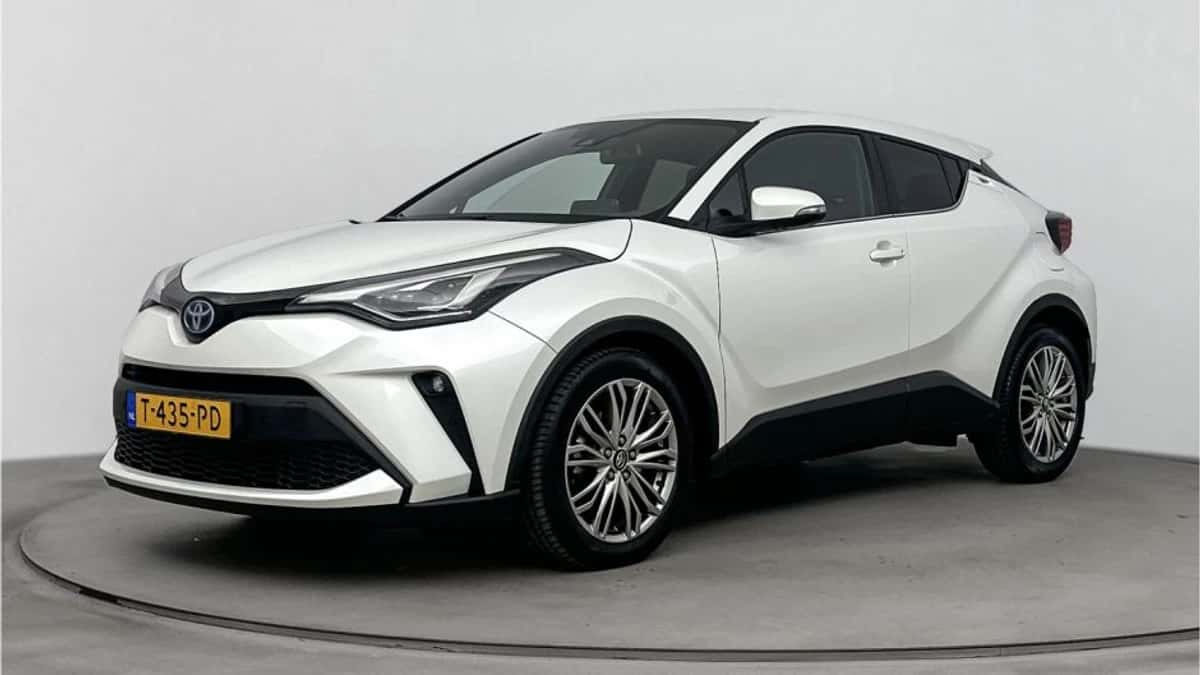 Toyota C-HR (2023) — foto 1