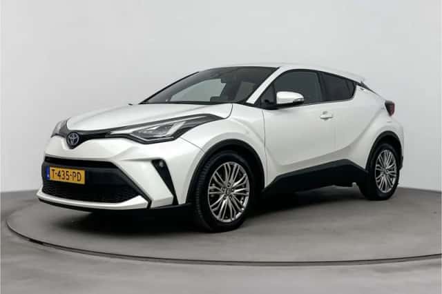Toyota C-HR (2023) thumbnail 1