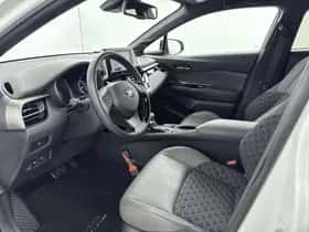 Toyota C-HR (2023) thumbnail 29