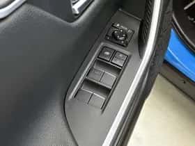 Toyota RAV4 (2021) thumbnail 21