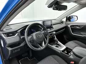 Toyota RAV4 (2021) thumbnail 32