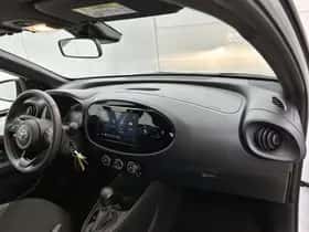 Toyota Aygo (2024) thumbnail 6