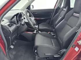 Suzuki Swift (2023) thumbnail 14