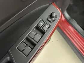 Suzuki Swift (2023) thumbnail 21