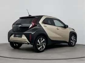 Toyota Aygo (2022) thumbnail 2