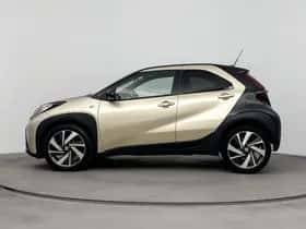 Toyota Aygo (2022) thumbnail 3
