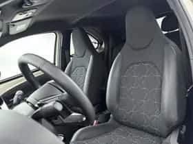 Toyota Aygo (2022) thumbnail 4