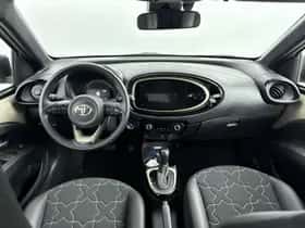 Toyota Aygo (2022) thumbnail 6