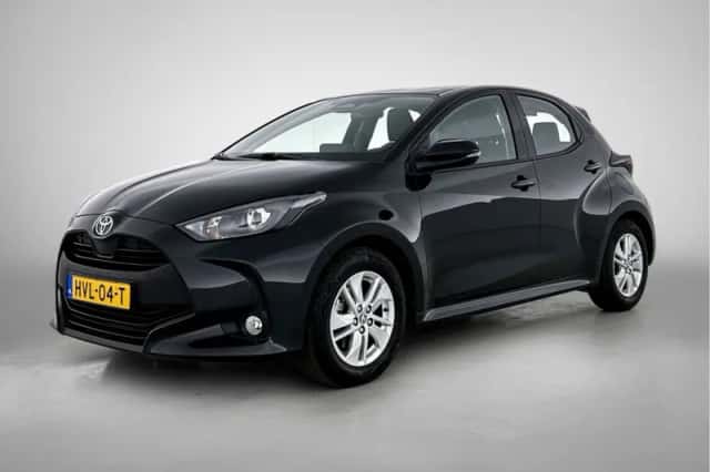 Toyota Yaris (2025) thumbnail 1